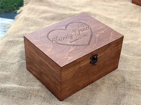 Personalized Jewelry Boxes & Keepsake Boxes 